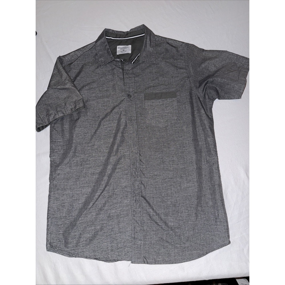 Distortion Men's M Gray Short Sleeve Button Up Shirt